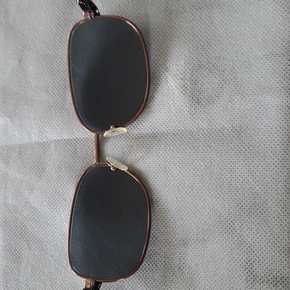 Sunglasses - Picture 3 of 7